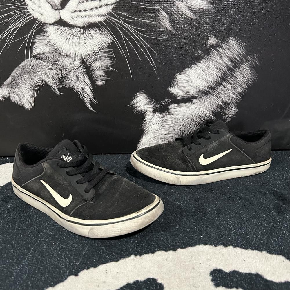 Nike SB Portmore 725108-011 Athletic Sneaker Boys 6Y Black Canvas Skateboarding